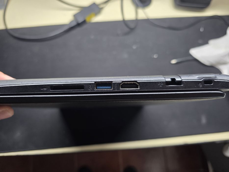 Portátil Acer aspire a315-51