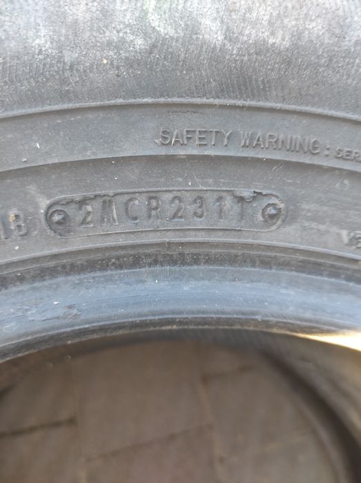 Шини Falken зимові 215 65 r16