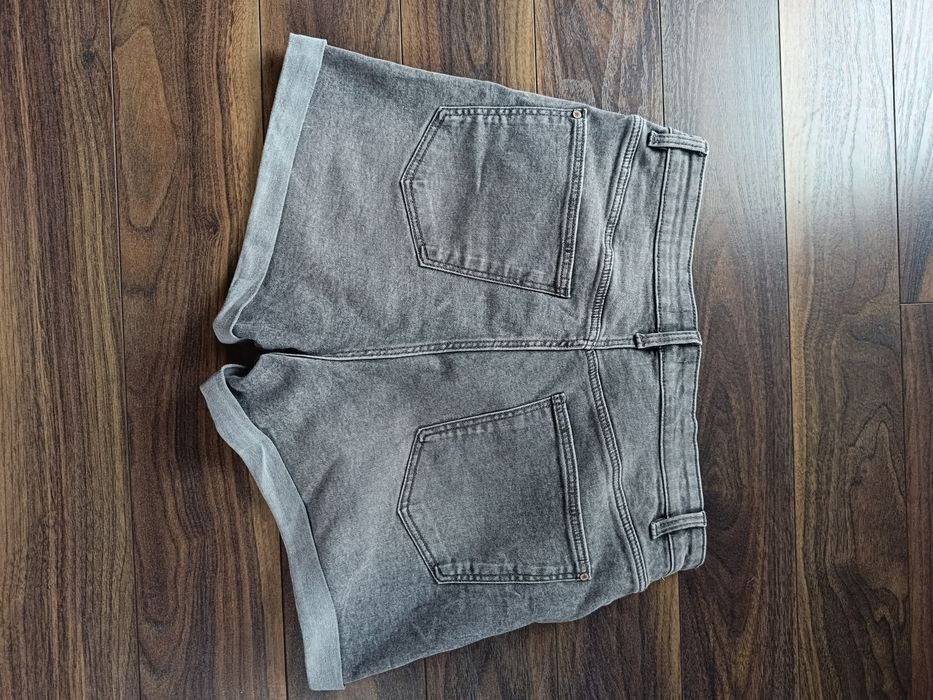 Spodenki jeansowe mom fit 40