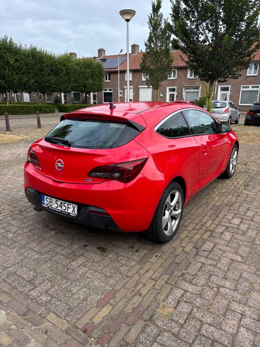 Opel Astra J GTC 1.6 - 180 KM / Bogata Wersja
