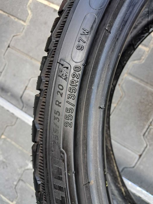 Резина зимова, Michelin Pilot Alpin 5 255\35 R20 (арт.17143)