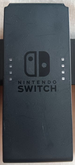 Suporte de Carga NINTENDO para Comandos Joy-Con Oficial
