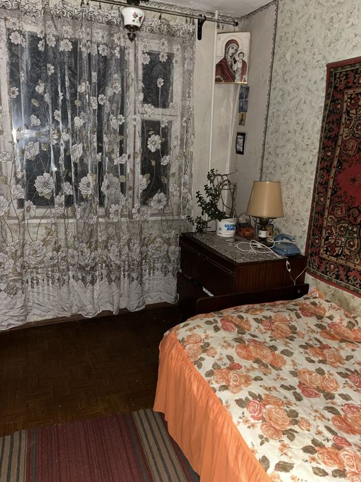 Продається 3-кім. кв. в м. Чугуїв.