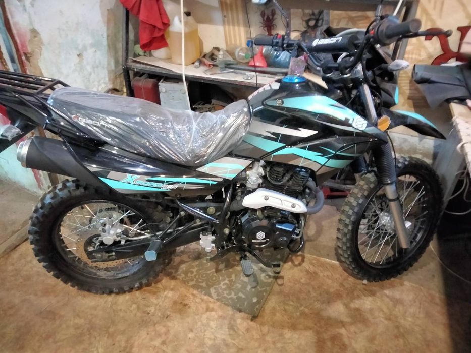 Мотоцикл Geon X-Road