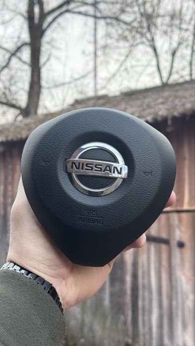 Крышка багажника Nissan rogue Електроляда Нисан рог 2016 2017 2018 Т32