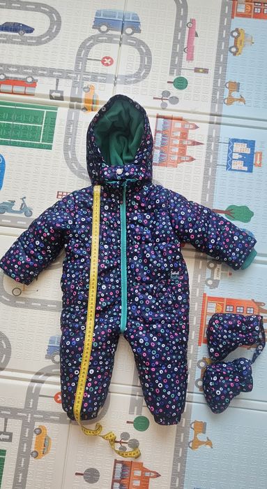 Комбінезон на дівчинку