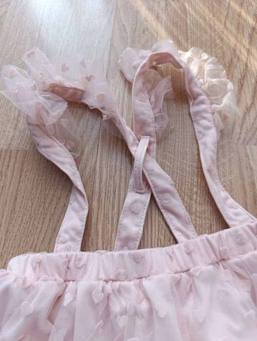 Spódnica na szelkach 92