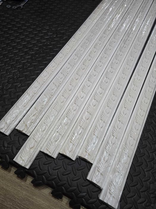 Listwy ścienne MDC258 Mardom Decor 16 m = 8 listw