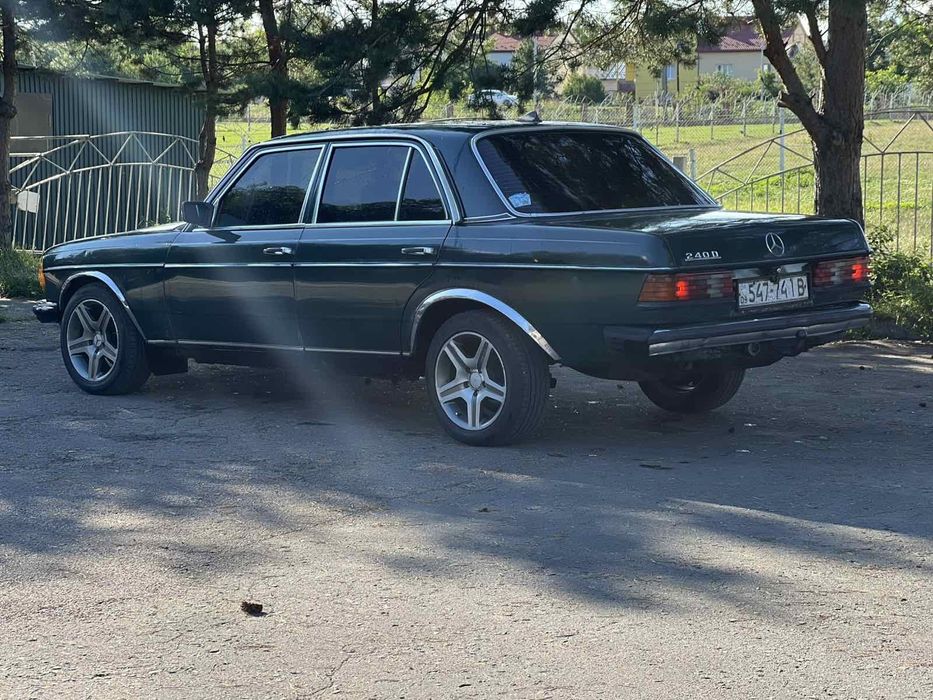 Продаж мерседес 123 автомат.можливий обмін