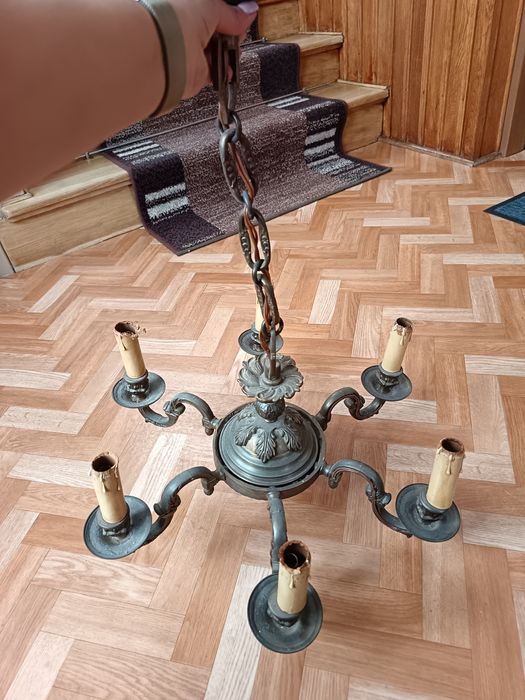 Żyrandol mosiężny