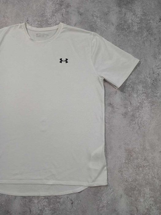 Чоловіча футболка Under Armour Розмір L