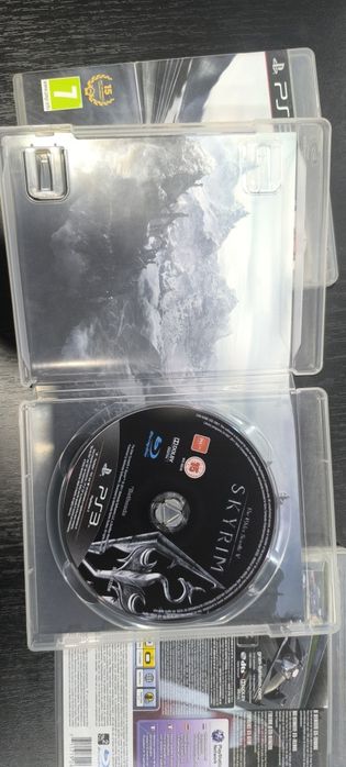 Need for speed rivals/Gran turismo 5/Skyrim PlayStation 3