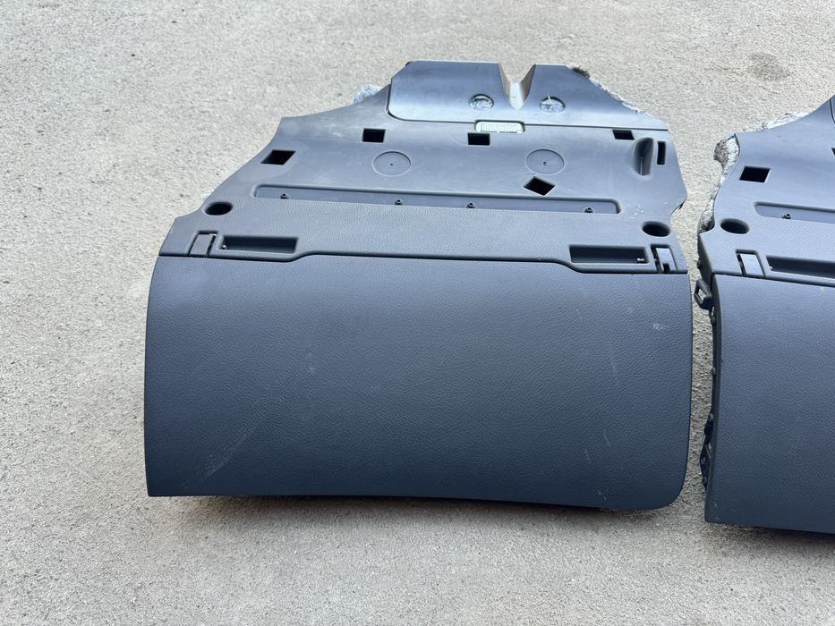 Бардачок Audi a6 c6 чорний ауді а6 с6 синій сірий