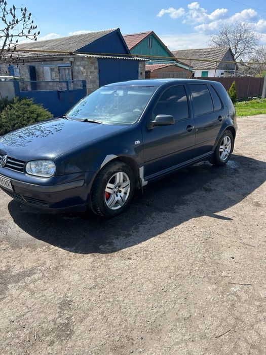 Продам VOLKSWAGEN Golf