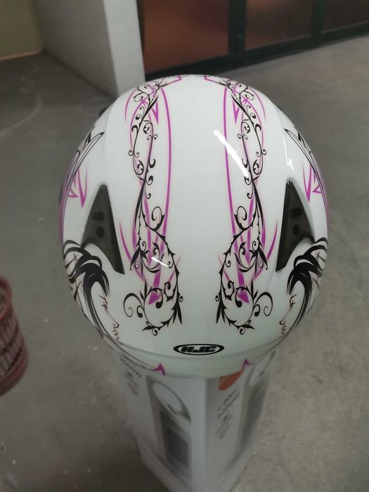 Capacete novo de mulher HJC
