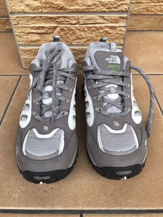 Szare buty trekkingowe The North Face w roz 40.5
