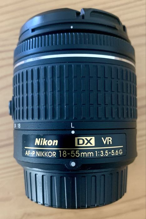 Nikon D5600 + 4 objetivas