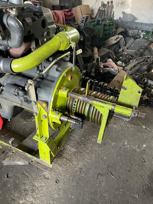 Silnik Mercedes OM 366LA  dzwon szajba koło psowe claas