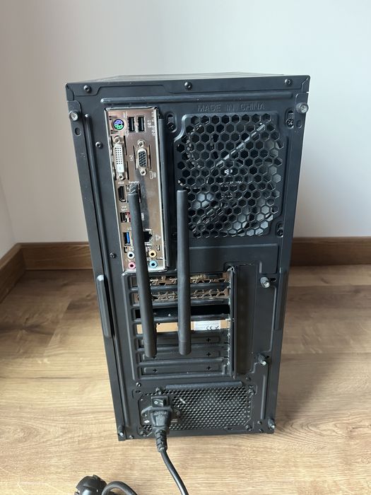 Komputer PC Gamingowy GTX 1660 OC, i5-9400F, 16GB RAM, WiFi 6 BT 5.2