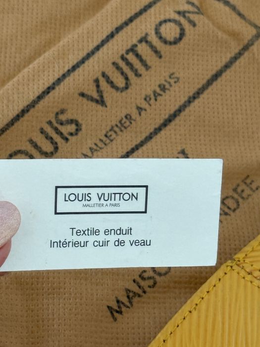 Mala de mão Louis Vuitton original  perfeita !