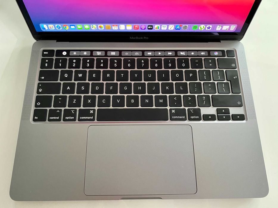 Apple MacBook Pro 13” 2020 | i5 | 8GB RAM | 512GB SSD | B. ZADBANY