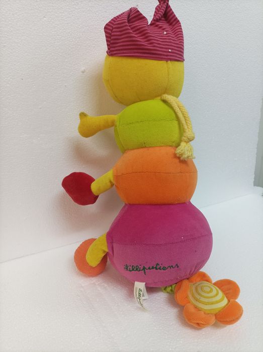 Peluche Lilliputiens ' Joséphine ' com Música