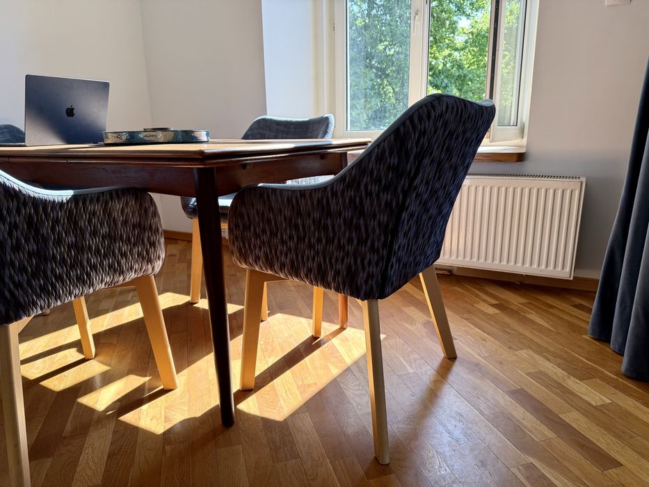 Komplet 4 krzeseł