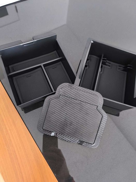 organizador consola central tesla y