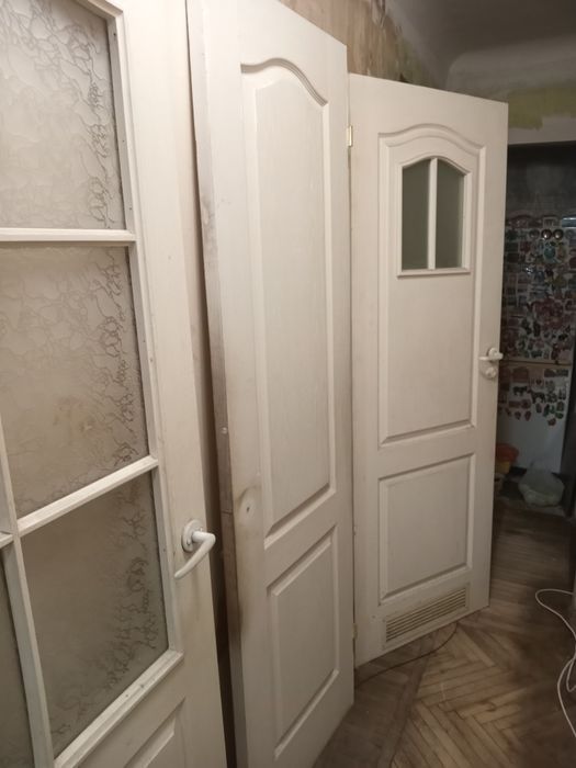 Двері міжкімнатні, дерев'яні