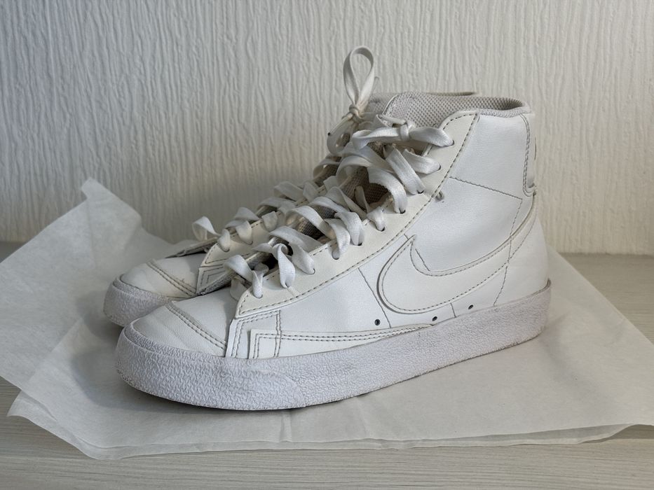 Nike Blazer Mid ’77