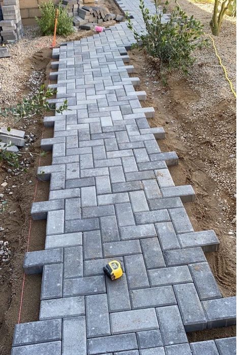 Solução Completa em Pavimento em Pavê — Planeamento e Aplicação