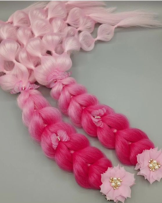 Коси 3д на свято на заколках 55 см