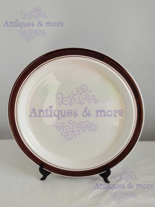 Prato Redondo com base em Verga, Fábrica de Loiça de Sacavém