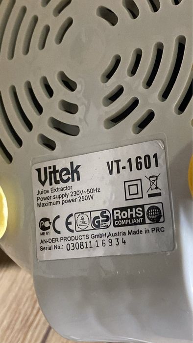 Соковіджималка Vitek VT-1601 Rainbow