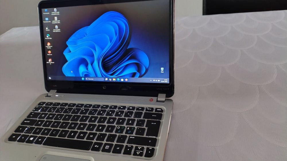 Laptop HP Spectre biznesowy
