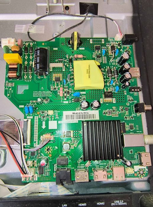 Телевізор, розбита матриця