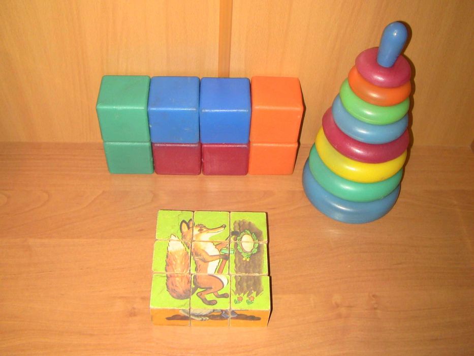 Кубики пірамідка для маленьких