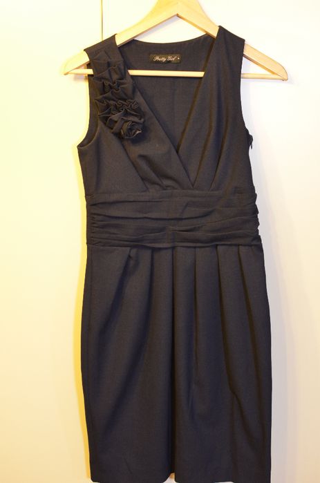 Granatowa sukienka firmy Pretty Girl, roz. S