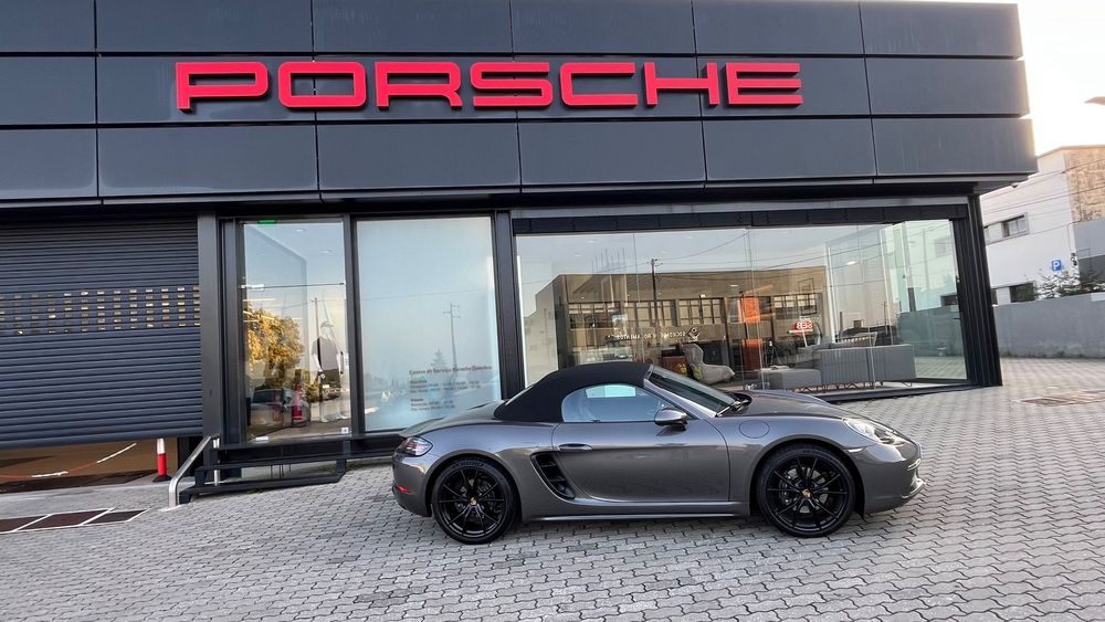Porsche 718 Boxster