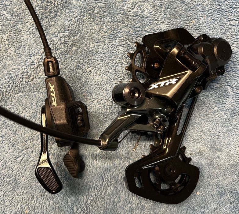 Kpl.Przerzutka tylna Shimano XTR RD-M9100+Manetka XTR SL-M9100