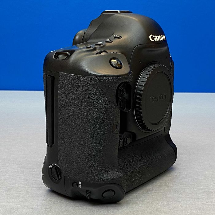 Canon EOS 1DX (Corpo) - 18.1MP