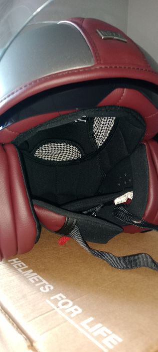 Capacete da marca NEXX