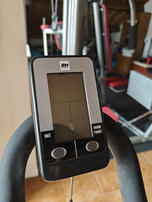 Bicicleta de Spinning BH Fitness SB2.2