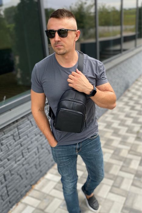 Шкіряний слінг нагрудна сумка через плече чоловіча бананка BLADE