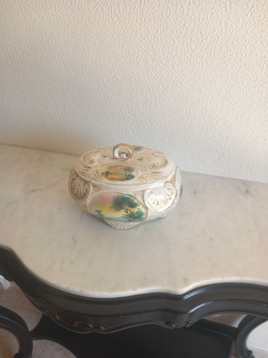 Terrina antiga Alcobaça