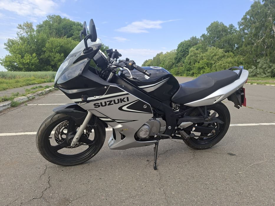 Мотоцикл Suzuki GS 500 F