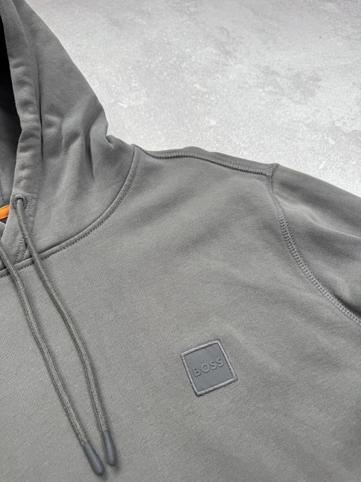 Чоловіче худі від бренду boss