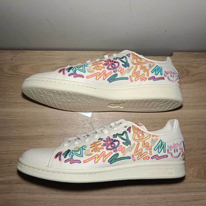 Adidas Stan Smith Pride r. 45 1/3 (29 cm) GX6394 White/Cream White