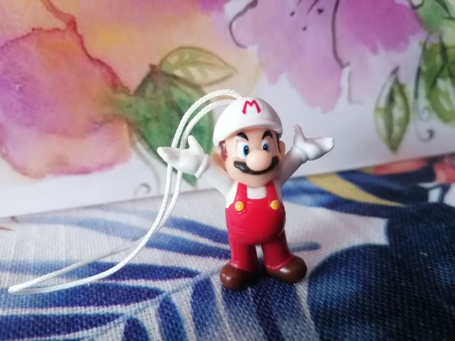 Super Mario figurka