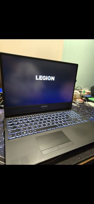 Lenovo legion 5 i7 1660ti 16gb ram